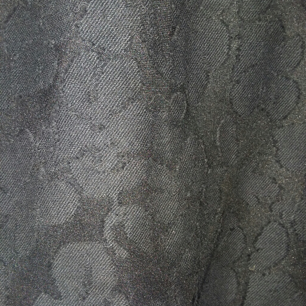 Top - Picture 3 of 4